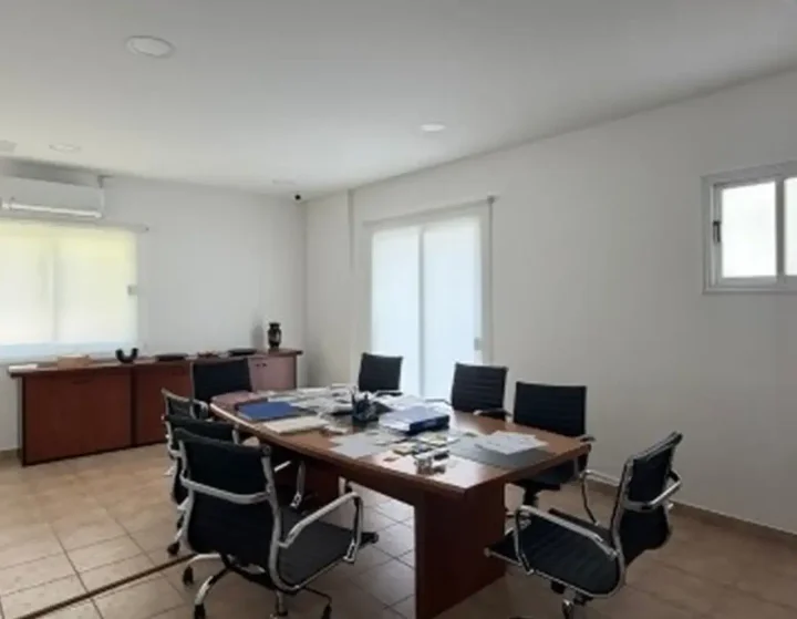 Γραφείο 280 μ² προς ενοικίαση στην τοποθεσία Larnaca, Larnaka - Agios Nikolaos