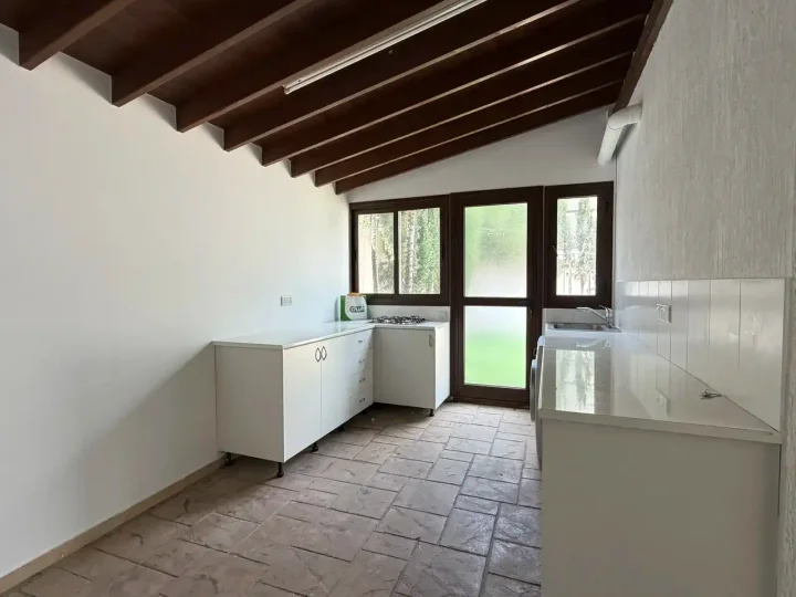 Detached house for rent 134 m² in Limassol, Parekklisia