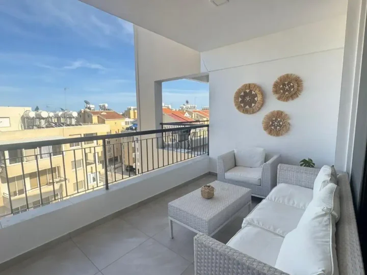 3-bedroom penthouse for rent 145 m² in Larnaca, Larnaka - Makenzy