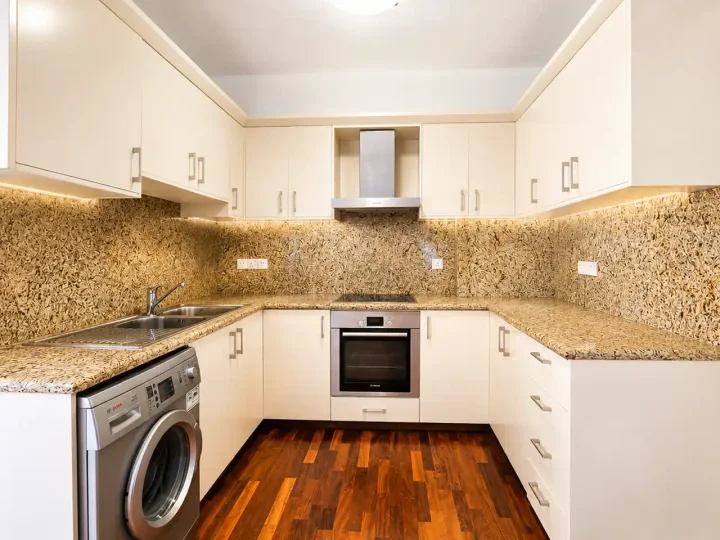 2-bedroom apartments for rent 90 m² in Limassol, Ekali