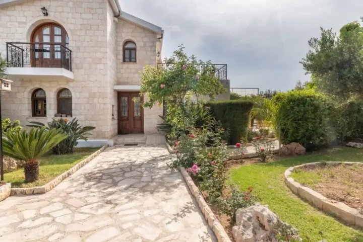 3-bedroom villa for rent 146 m² in Paphos, Argaka