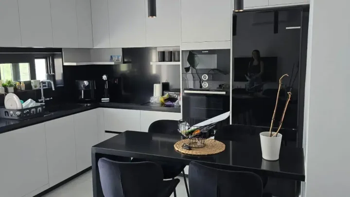 1-bedroom apartments for rent 129 m² in Limassol, Agios Athanasios