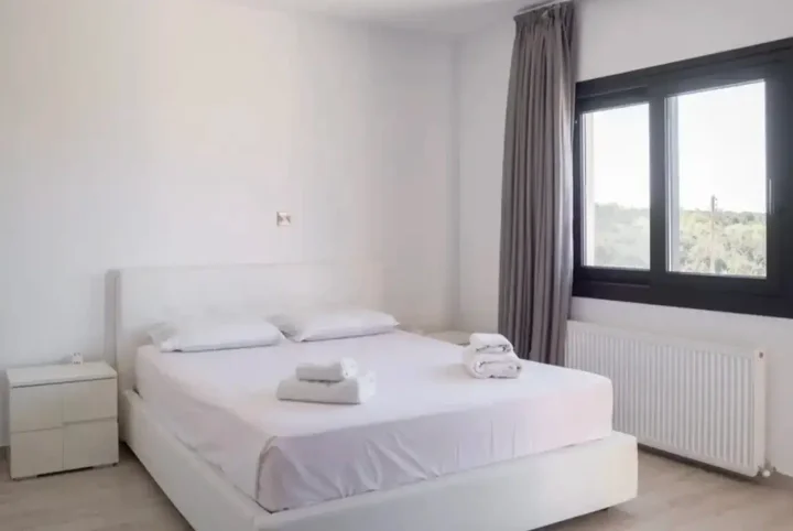 Villa for rent 300 m² in Paphos, Pegeia