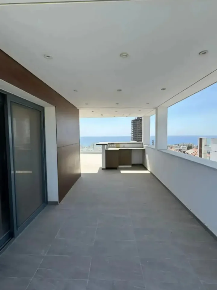 6+ спальная двухквартирный дом в аренду 300 м² в Limassol, Agios Tychon Tourist Area