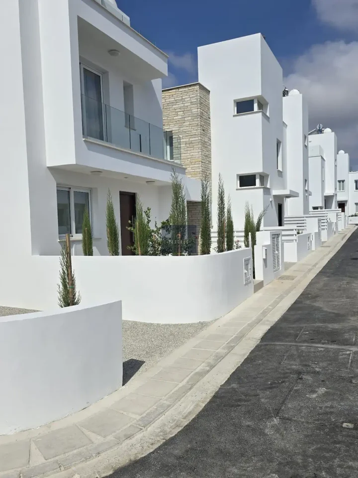 Villa for rent 110 m² in Paphos, Pegeia