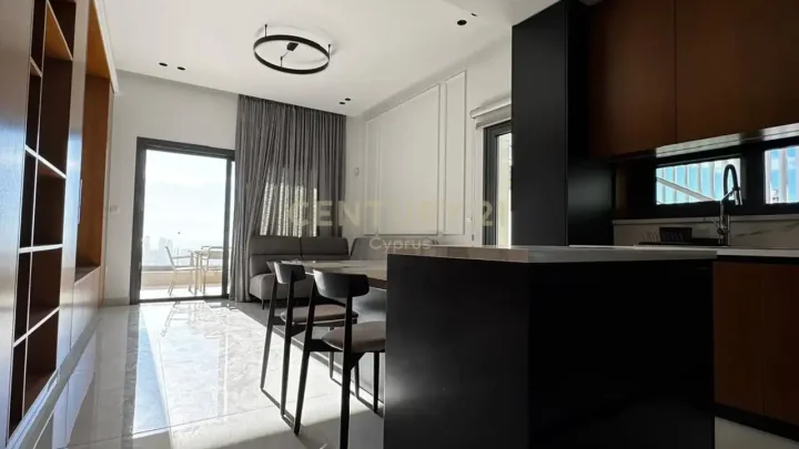 4-bedroom penthouse for rent 184 m² in Limassol, Agios Athanasios