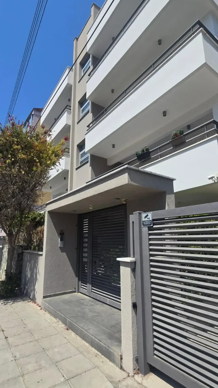 Apartments for rent 150 m² in Limassol, Limassol - Petrou Kai Pavlou