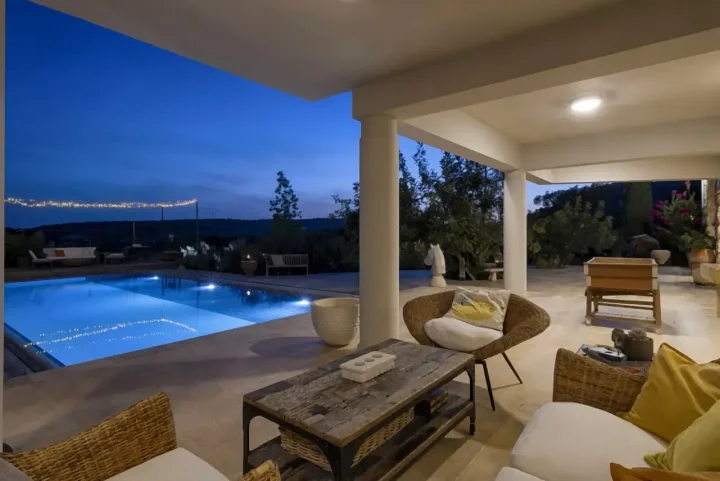 5-bedroom villa for rent 508 m² in Limassol, Parekklisia