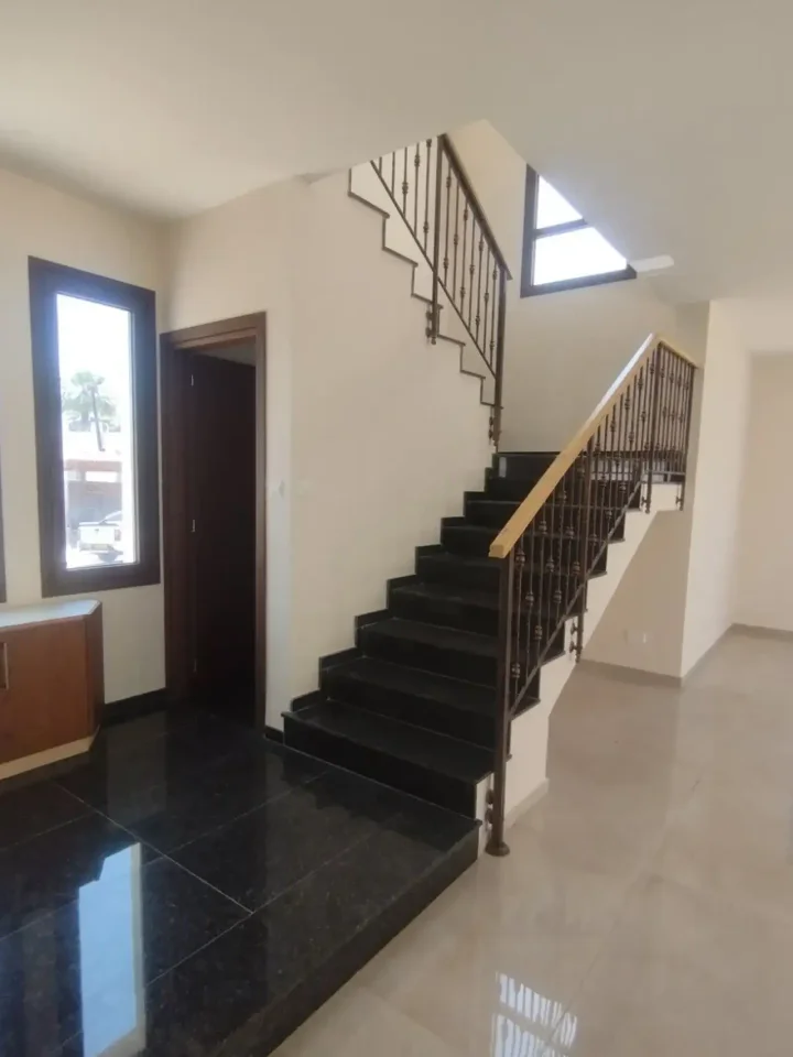 Μονοκατοικία προς ενοικίαση 250 μ² στην τοποθεσία Nicosia, Lakatameia - Archangelos-Anthoupoli
