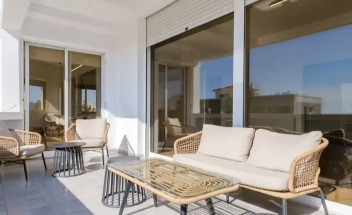 Office 120 m² for rent in Paphos, Paphos - Agios Theodoros