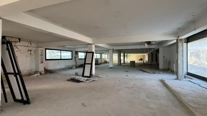 Office 640 m² for rent in Limassol, Agios Athanasios