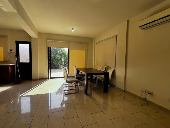 4-bedroom detached house for rent 280 m² in Nicosia, Strovolos - Chryseleousa