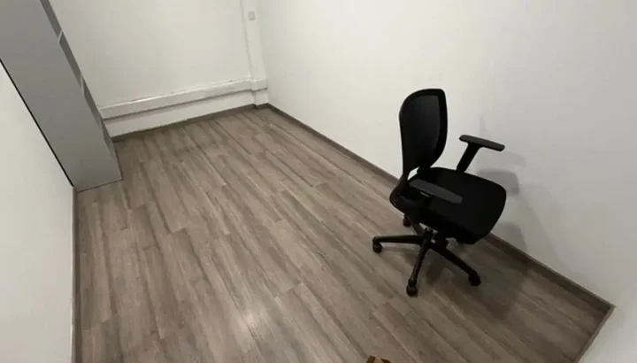 Office 150 m² for rent in Limassol, Limassol - Agia Zoni
