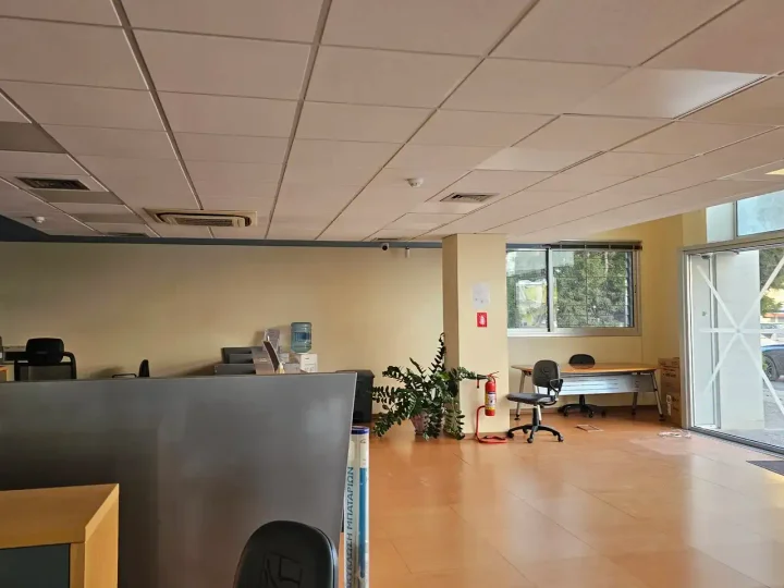Торговая площадь 338 м² в аренду в Limassol, Limassol - Agios Ioannis