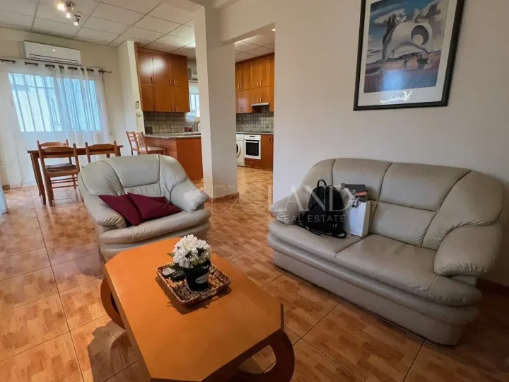 Semi-detached house for rent 100 m² in Limassol, Limassol - Agios Nicolaos