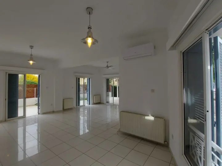2-bedroom apartments for rent 115 m² in Nicosia, Nicosia - Agios Andreas