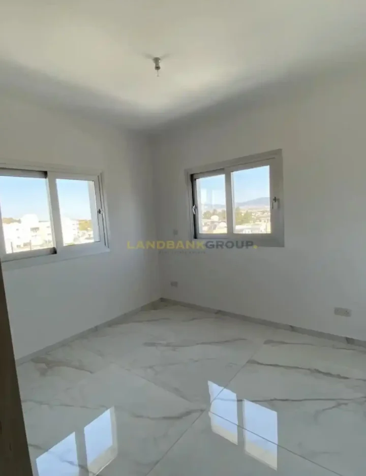 2-bedroom penthouse for rent 90 m² in Nicosia, Agios Dometios - Agios Georgios