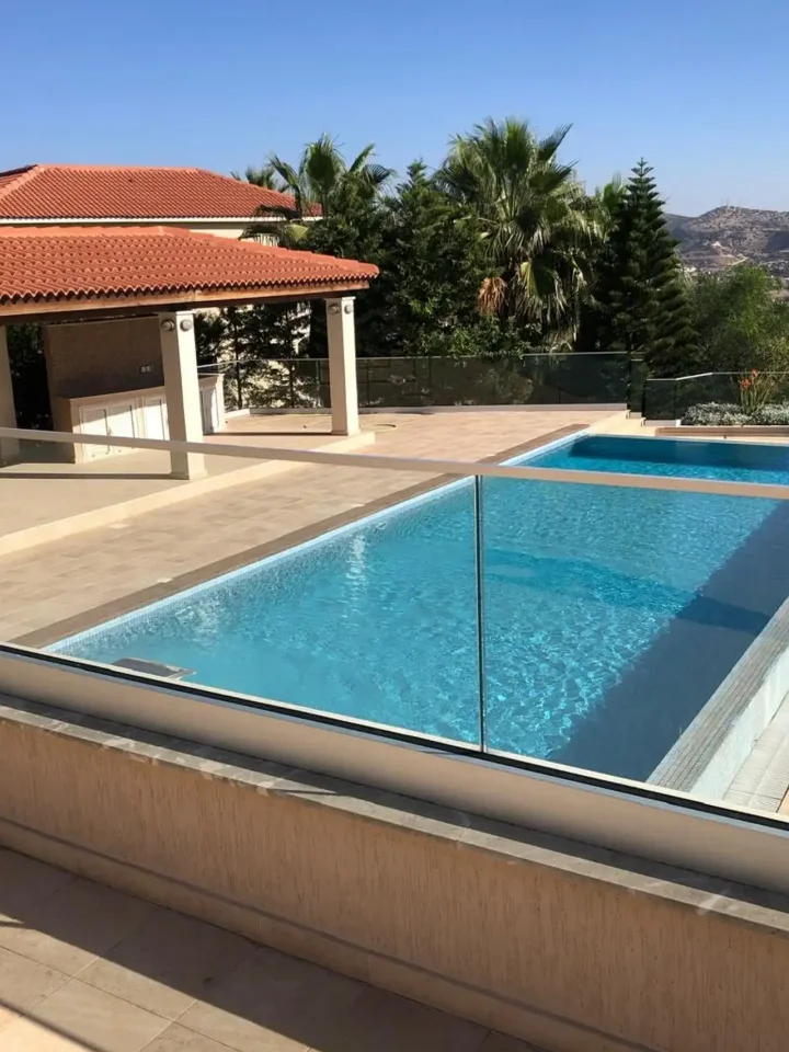6+ bedroom villa for rent 640 m² in Limassol, Germasogeia