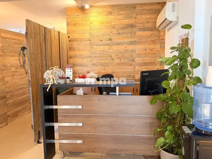 Office 140 m² for rent in Nicosia, Egkomi - Makedonitissa