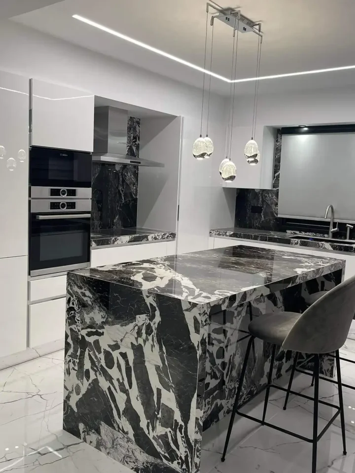 Apartments for rent 168 m² in Limassol, Agios Tychon