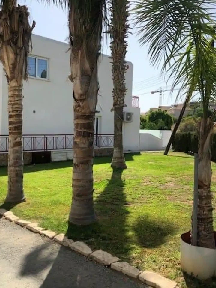 3-bedroom maisonette for rent 120 m² in Limassol, Mouttagiaka Tourist Area