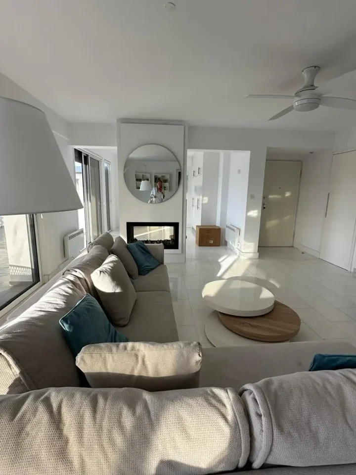 Penthouse for rent 138 m² in Paphos, Paphos - Agios Theodoros