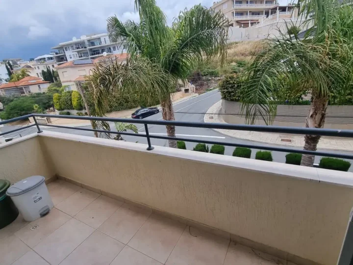 3-bedroom apartments for rent 120 m² in Limassol, Panthea