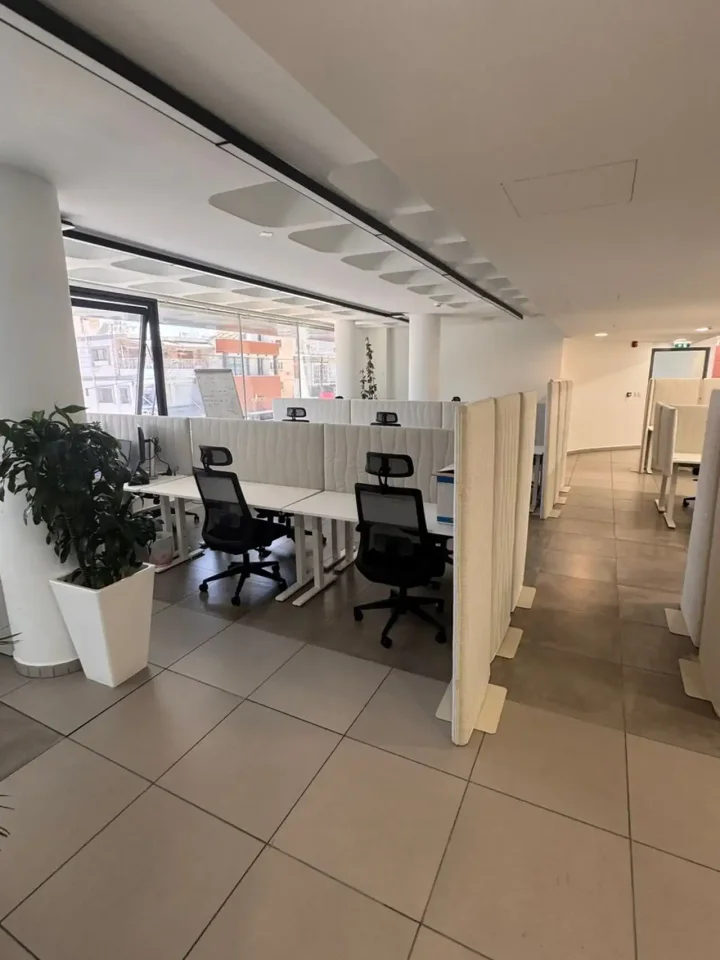 Office 825 m² for rent in Limassol, Limassol - Agios Nicolaos