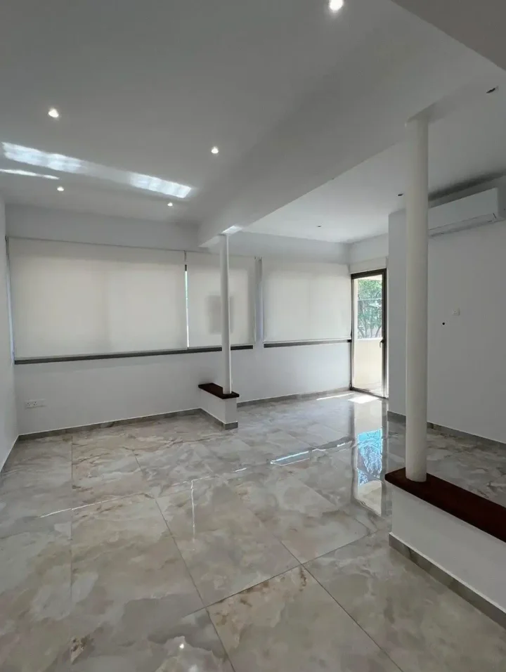 Apartments for rent 100 m² in Nicosia, Agioi Omologites