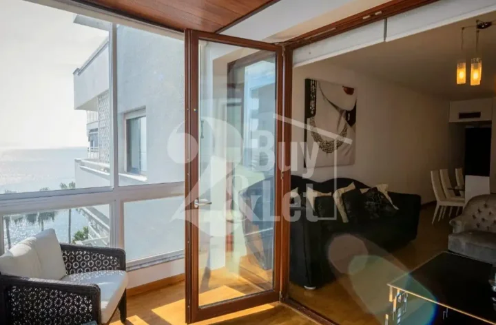 3-bedroom apartments for rent 130 m² in Limassol, Germasogeia Tourist Area