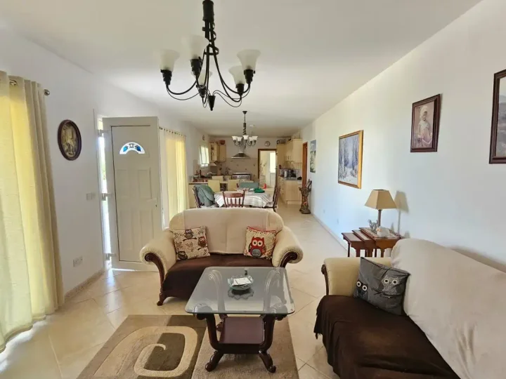 Villa for rent 170 m² in Paphos, Amargeti