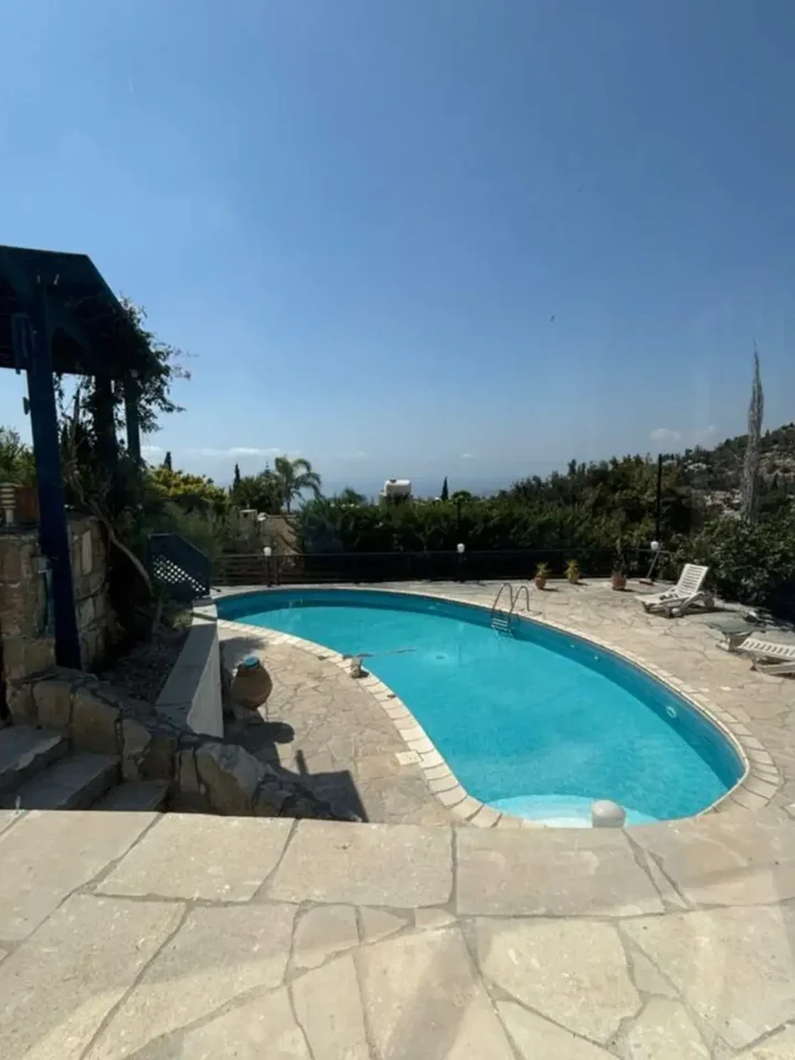 Отдельный дом в аренду  в Paphos, Tala