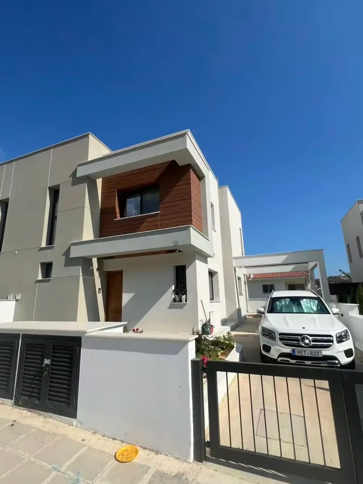 3-bedroom detached house for rent 150 m² in Limassol, Limassol - Agia Fyla