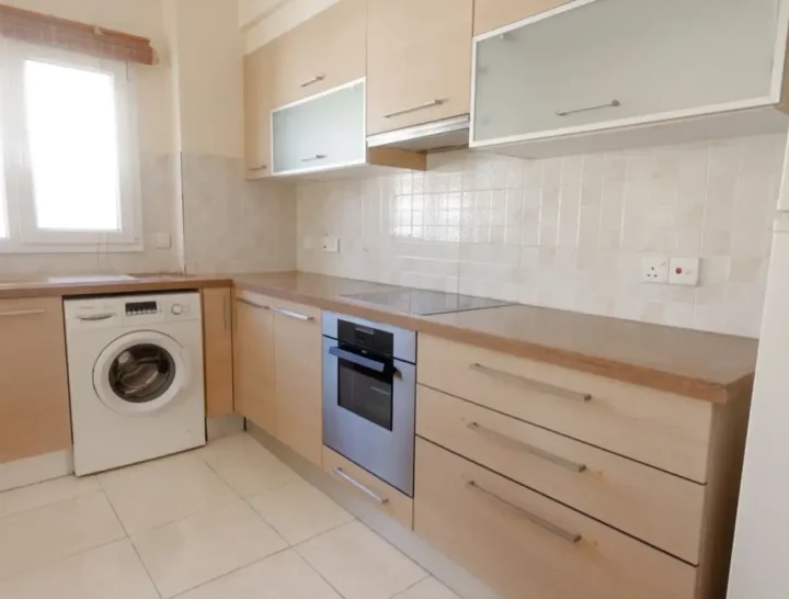 3-bedroom apartments for rent 125 m² in Limassol, Limassol - Agios Nicolaos