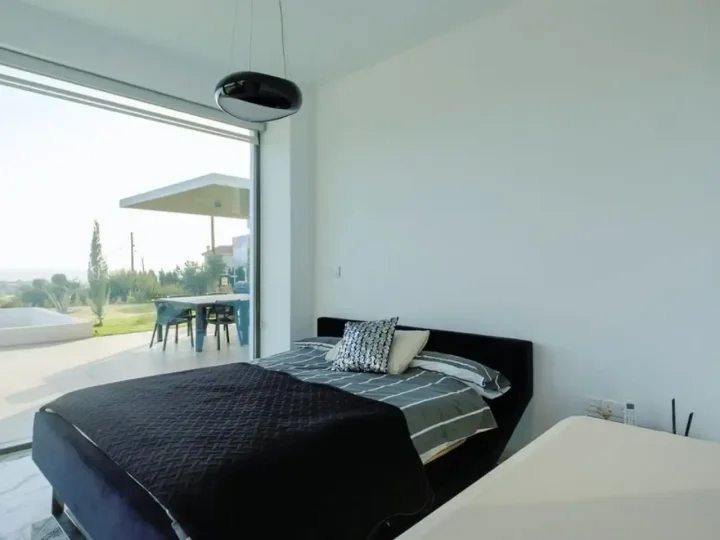 Villa for rent 220 m² in Paphos, Pegeia