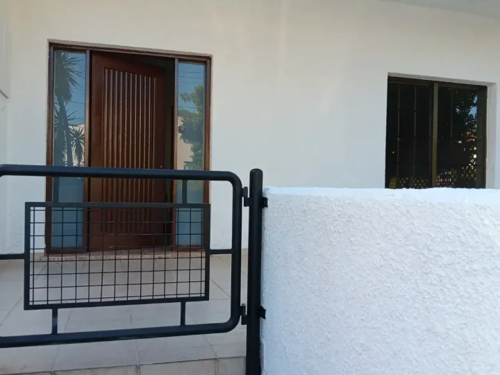 2-bedroom detached house for rent 125 m² in Limassol, Limassol - Mesa Geitonia