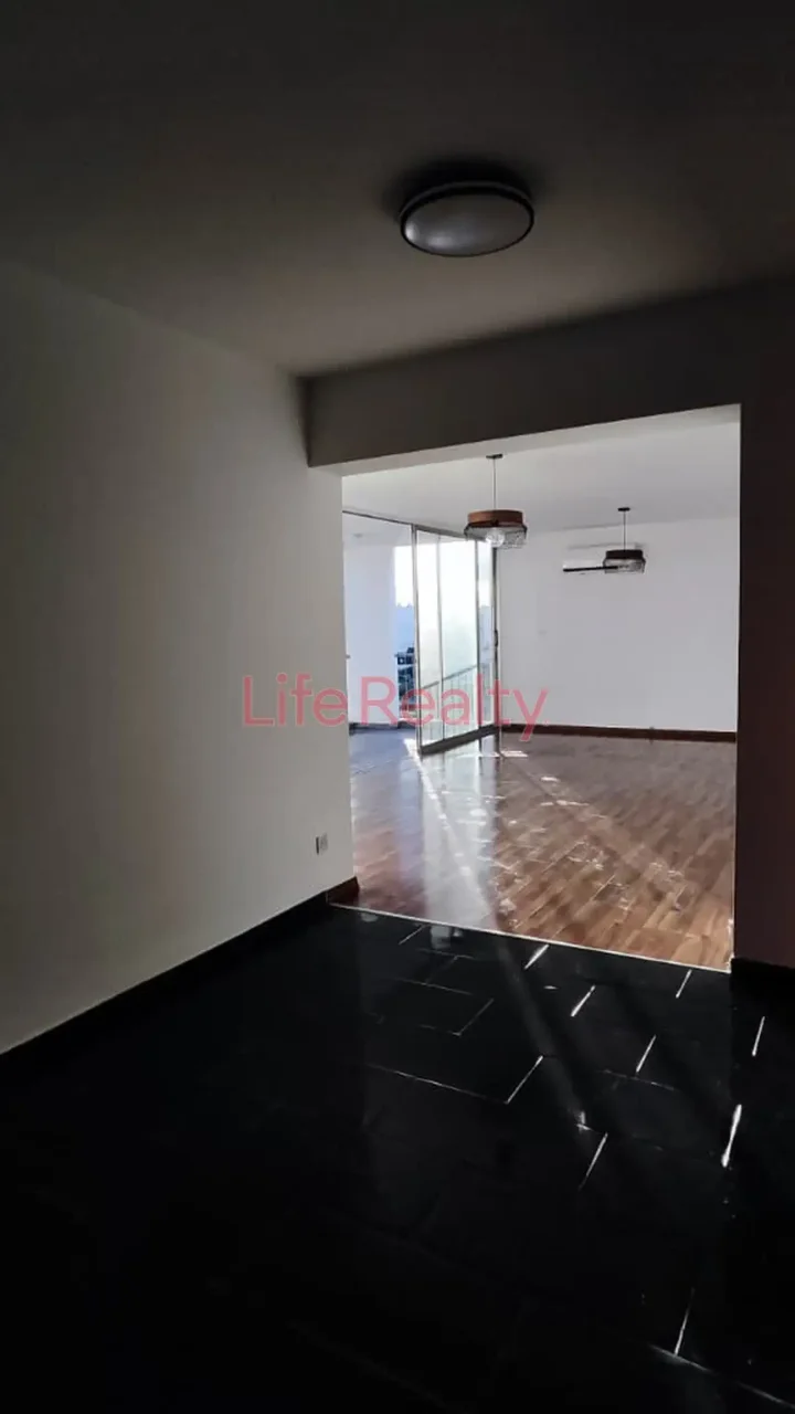 Пентхаус в аренду 80 м² в Nicosia, Strovolos - Acropolis