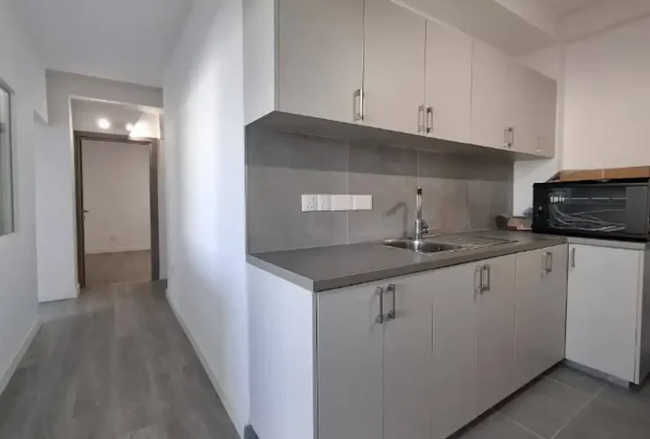 Office 95 m² for rent in Nicosia, Nicosia - Trypiotis