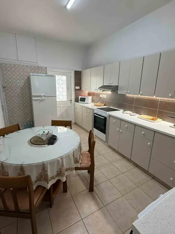 3-bedroom detached house for rent 220 m² in Larnaca, Larnaka - Skala