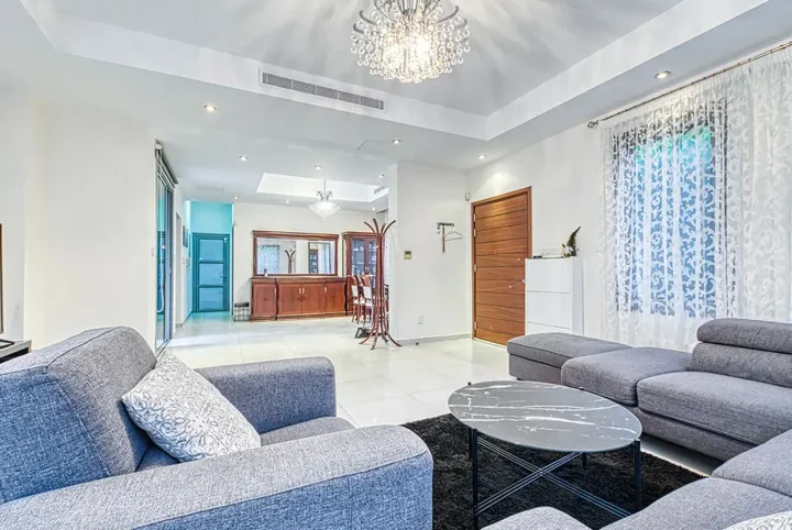 4-bedroom villa for rent 187 m² in Limassol, Parekklisia Tourist Area