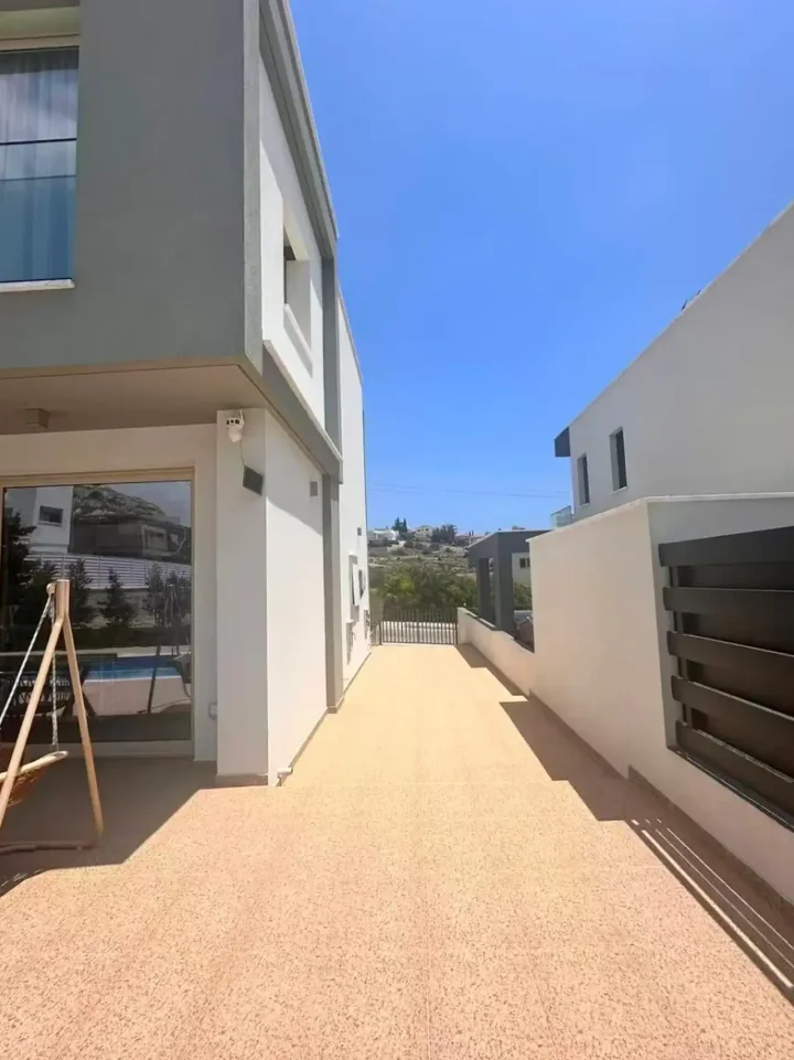 3-bedroom detached house for rent 150 m² in Limassol, Panthea