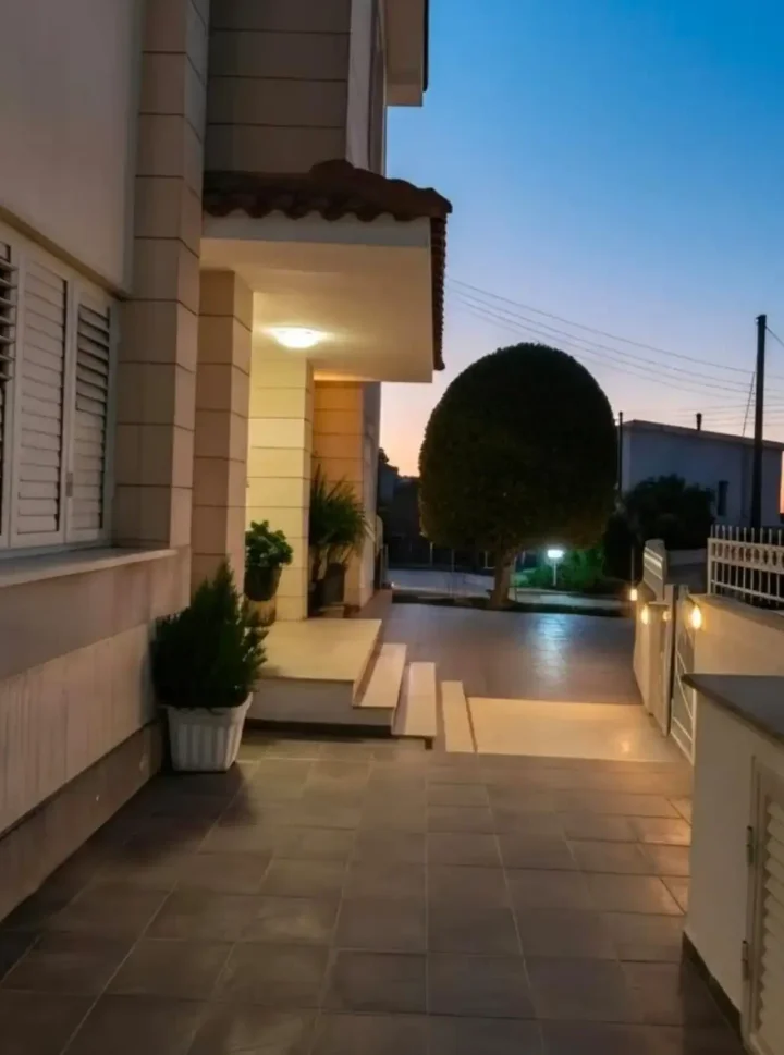 Villa for rent 500 m² in Paphos, Konia
