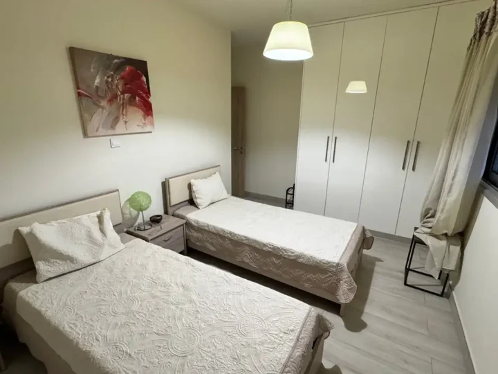 3-bedroom semi-detached house for rent 190 m² in Limassol, Kato Polemidia