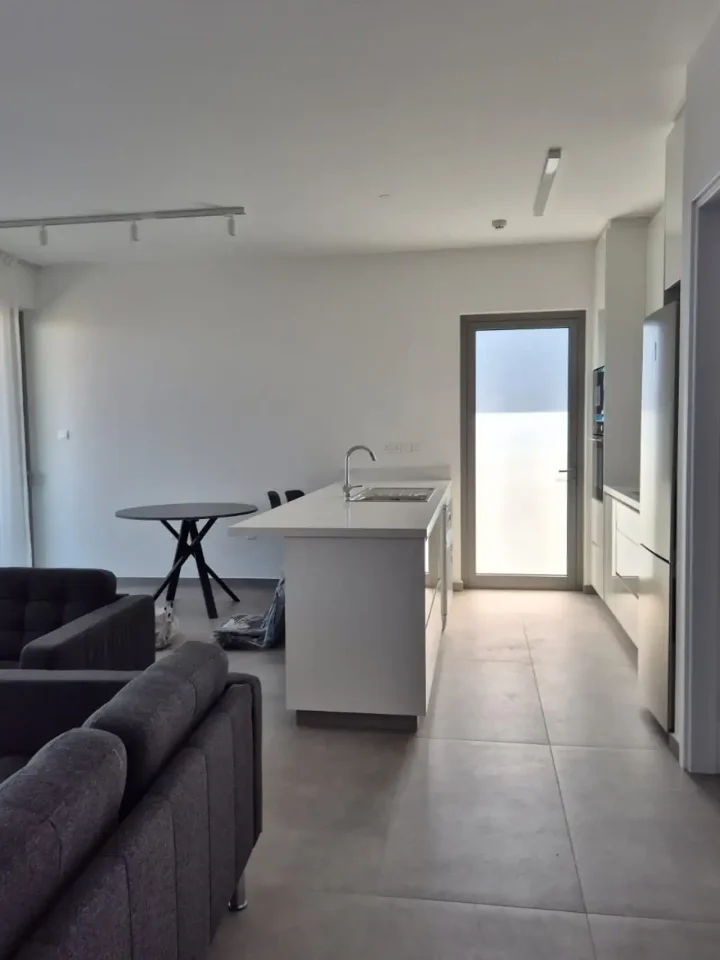 2-bedroom apartments for rent 100 m² in Limassol, Limassol - Agios Georgios