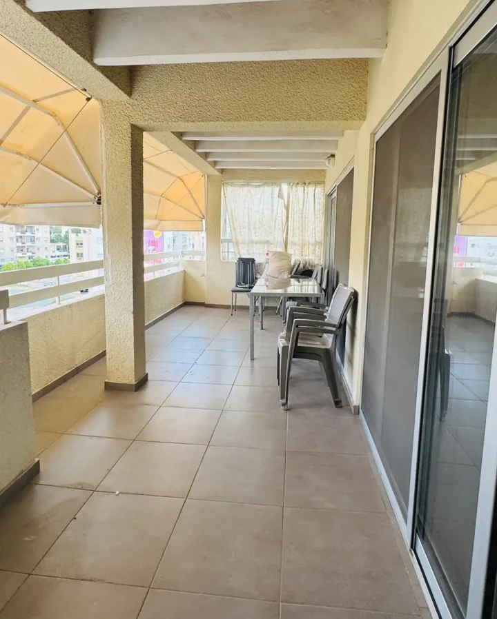4-bedroom apartments for rent 195 m² in Nicosia, Nicosia - Lykabittos