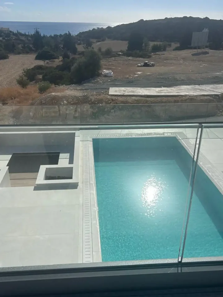 3-bedroom villa for rent 190 m² in Limassol, Agios Tychon