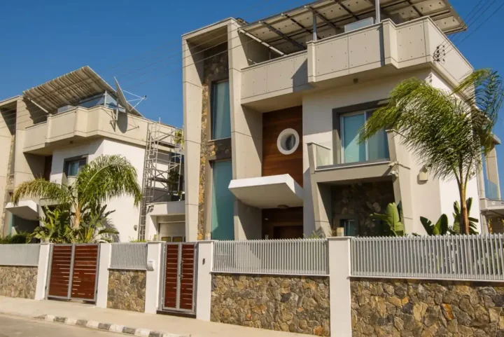 5-bedroom villa for rent 275 m² in Limassol, Agios Tychon