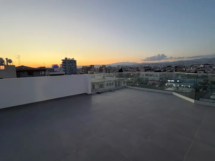 3-bedroom penthouse for rent 190 m² in Limassol, Limassol - Omonia