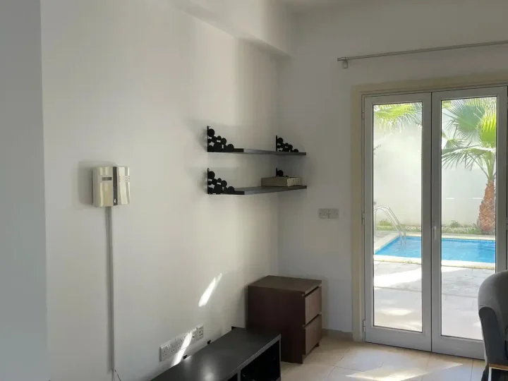 2-bedroom villa for rent 120 m² in Limassol, Agios Tychon