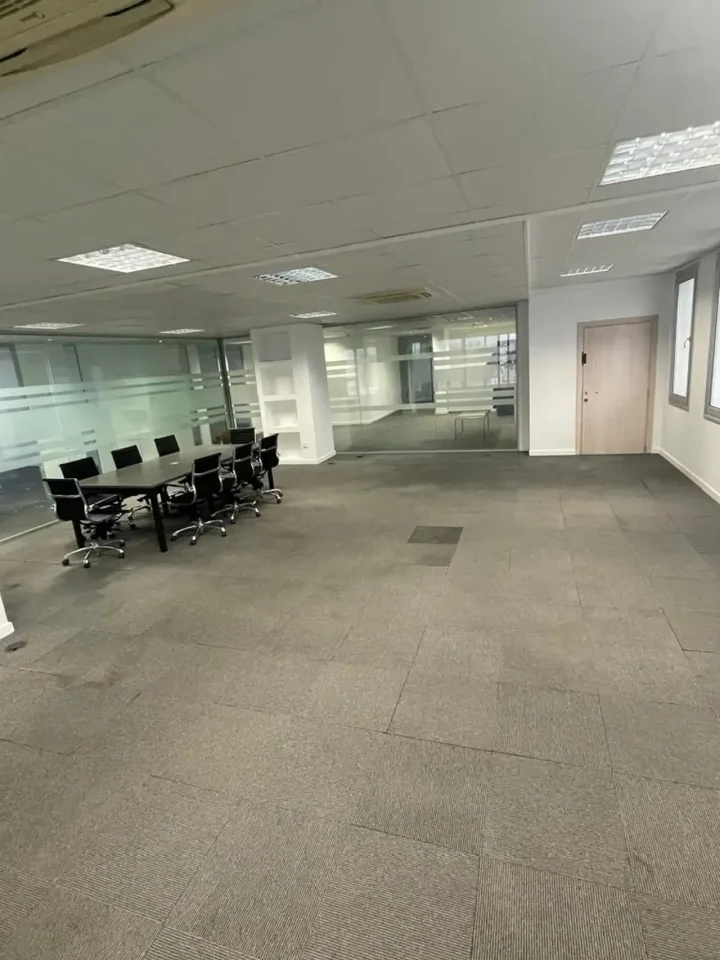 Офис 438 м² в аренду в Limassol, Limassol - Kapsalos